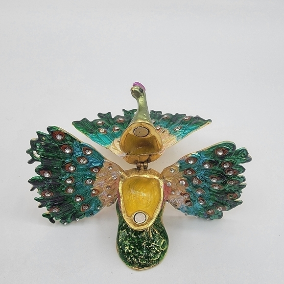 hinged Trinket Box 3.0" Peacock Eye Tail Feathers - Picture 2 of 13